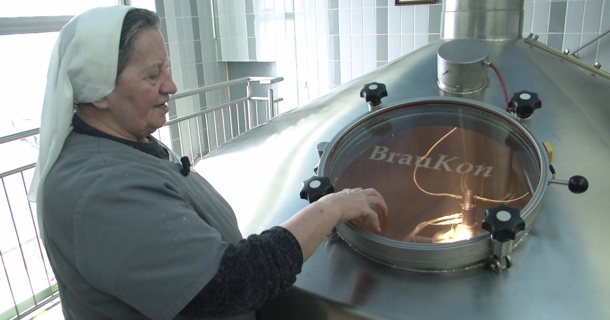 Schwester Doris braut Bier im Kloster Mallersdorf | Niederbayern TV Landshut